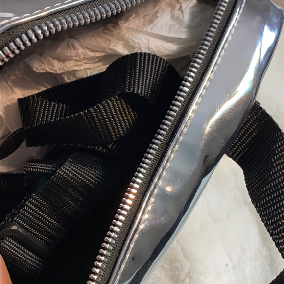 ADIDAS MINI AIRLINER BACKPACK - Picture 8 of 8